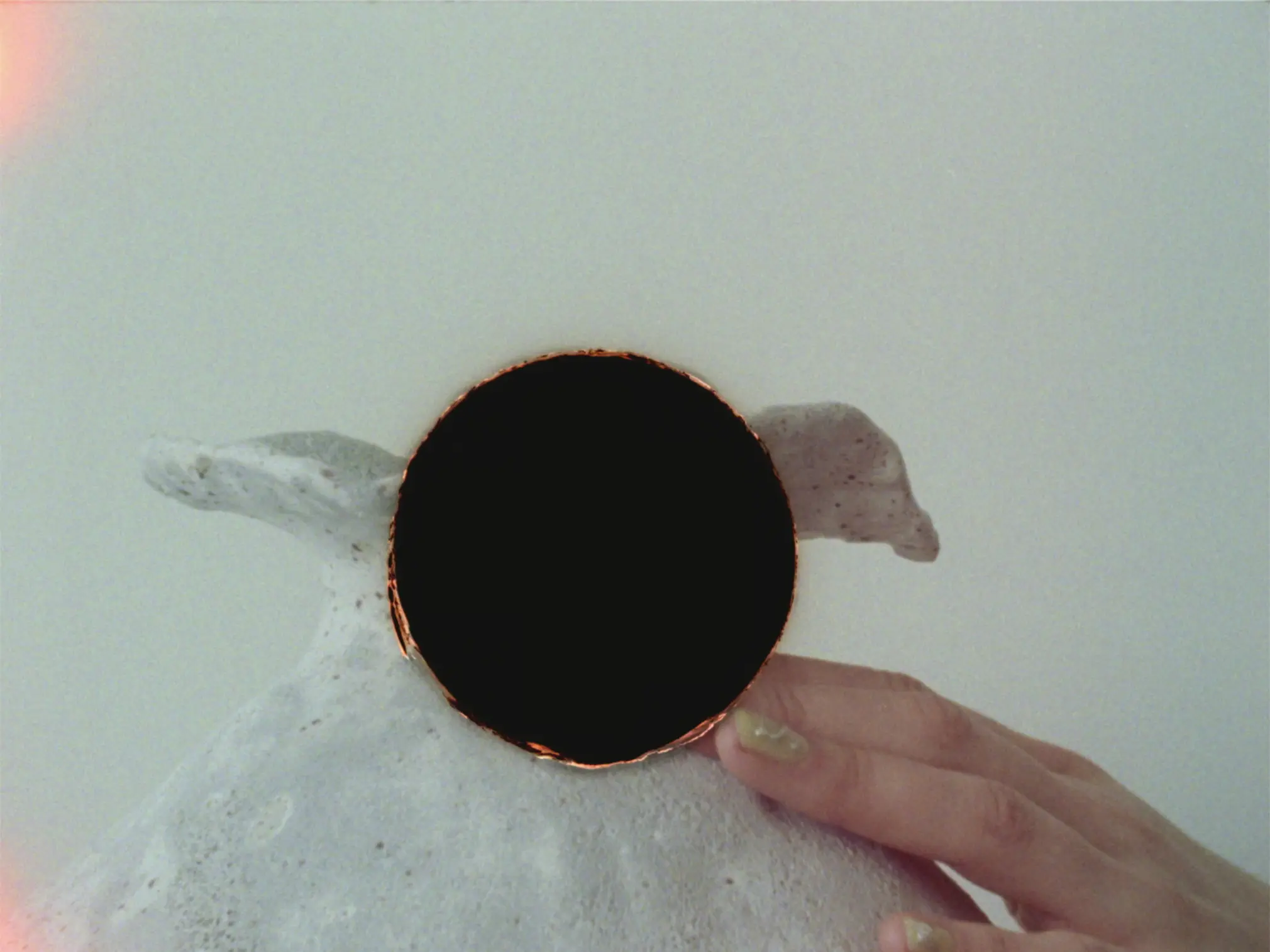 Vessels for a Film, Part II — Sphere play, 2023. Arrêt sur image / film still